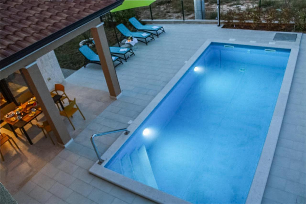 Villa Carneol Kaldanija Екстериор снимка