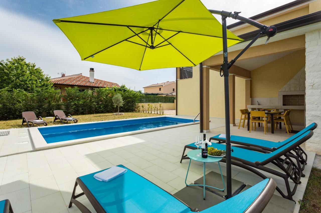 Villa Carneol Kaldanija Екстериор снимка